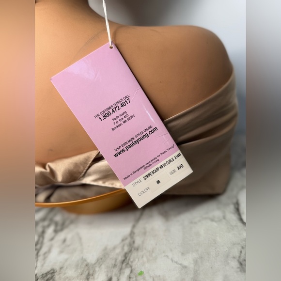 Scarf Headband Curly Hair Brown Wig  - Short hair relistic look - Picture 5 of 7